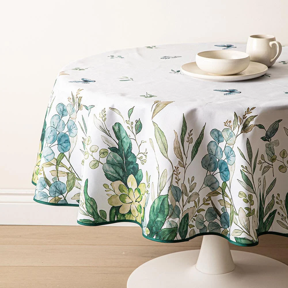 Easycare Printed 'Garden Whsiper' Polyester Tablecloth 70" (Green)