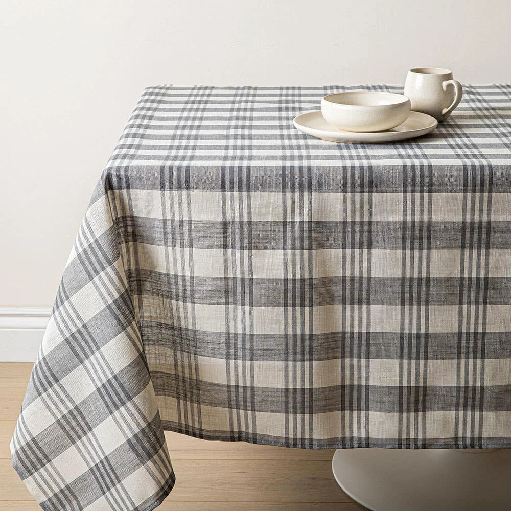 Harman Printed 'County Stripe' Linen Tablecloth 55x90"
