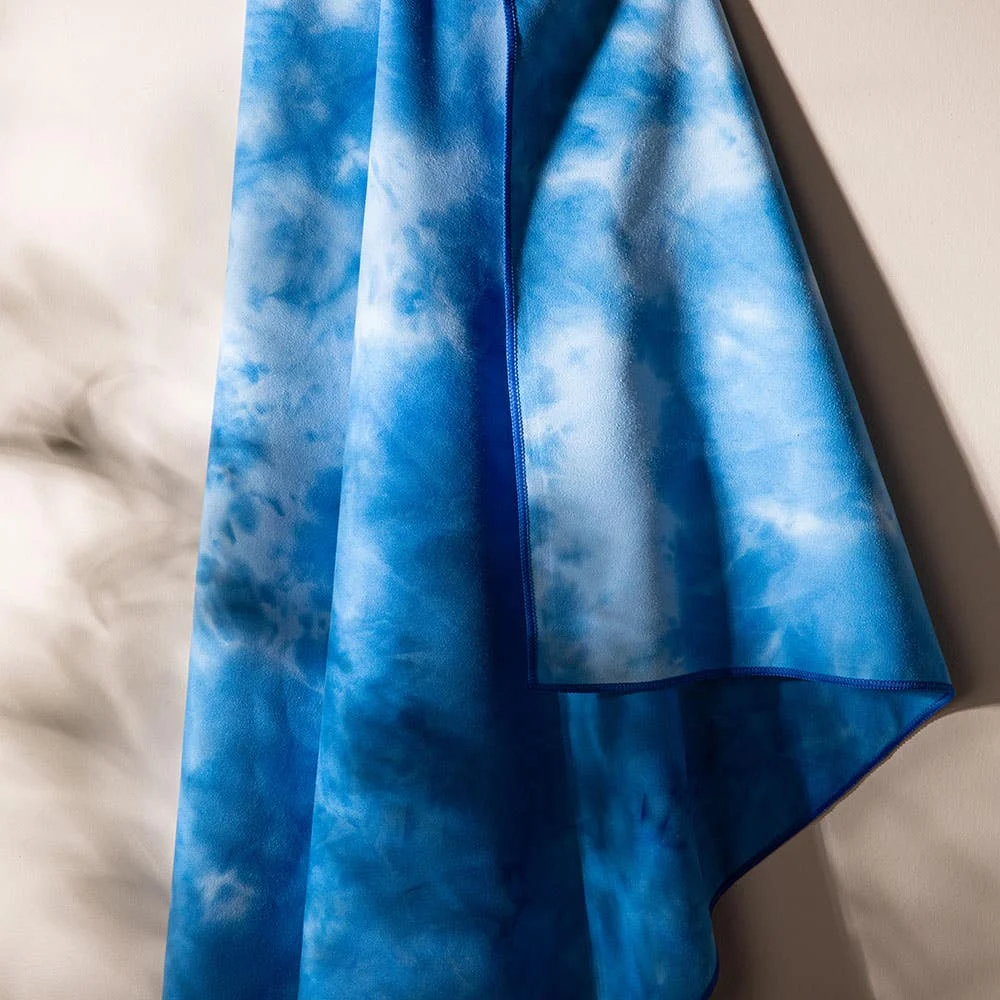 KSP Beachside 'Tie Dye' Microfibre Beach Towel (Blue)