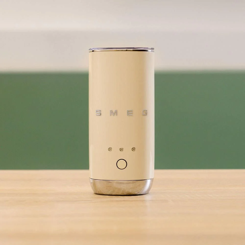 Smeg 50's Style Electric Milk Frother (Cream)